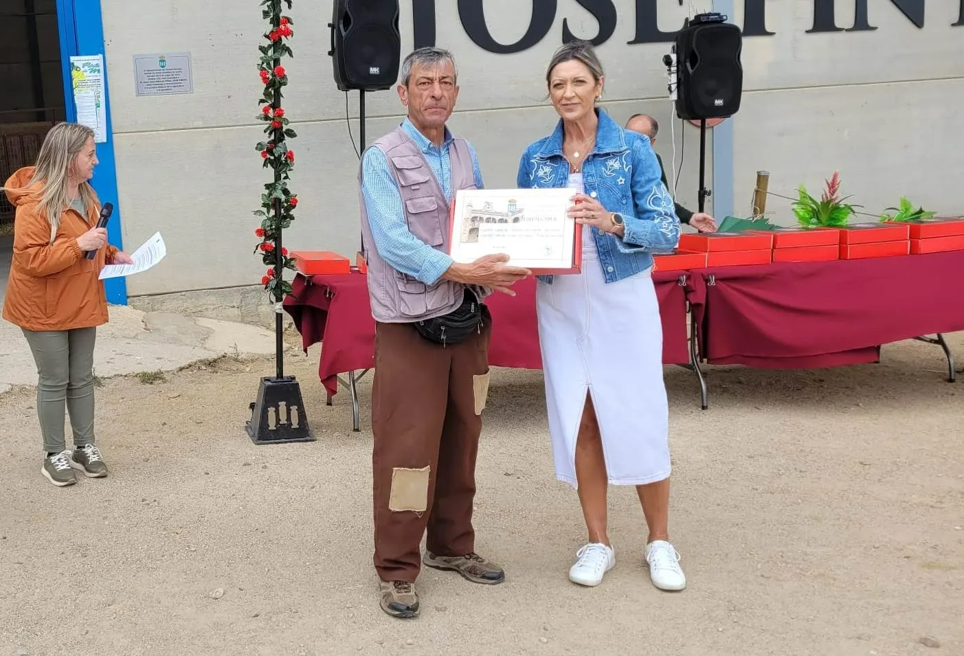 Foto 5 - Concluye con la entrega de premios la Feria de Mayo