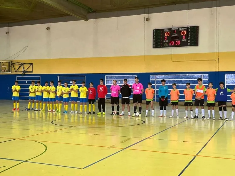 Imágenes de la final fdrente al colegio leonés de La Asunción 