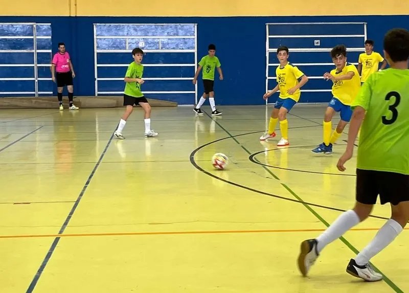 Imágenes de la final fdrente al colegio leonés de La Asunción 