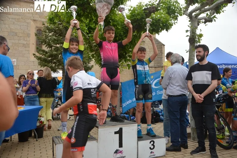 Macotera ha celebrado este sábado el I Trofeo Escuelas, Copa Castilla y León para promesas del ciclismo