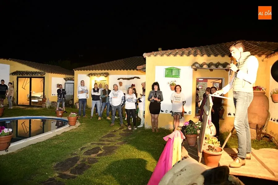Foto 6 - Primer preg&oacute;n de la Pe&ntilde;a &ldquo;La Guarida de Pocholo&rdquo; a cargo del novillero local Juan Antonio P&eacute;rez Pinto