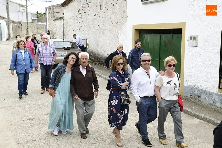 Foto 3 - Carpio de Azaba se pone sus mejores galas para procesionar al patr&oacute;n de los agricultores