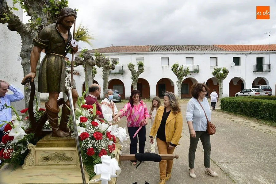 Foto 9 - Las fiestas de &Aacute;gueda viven su momento m&aacute;s solemne con los actos lit&uacute;rgicos