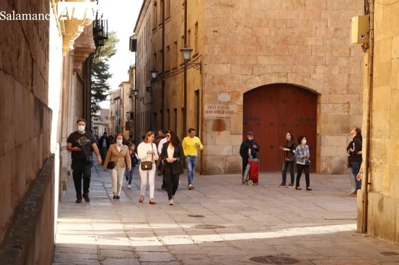 Foto 13 - Salamanca acoge a numerosos turistas antes del regreso de las lluvias