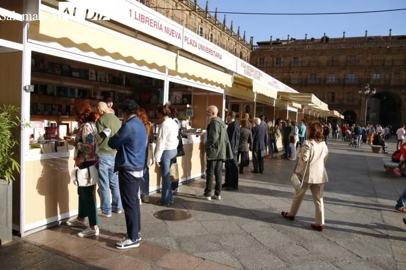 Última jornada de la Feria del Libro en Salamanca - David Sañudo