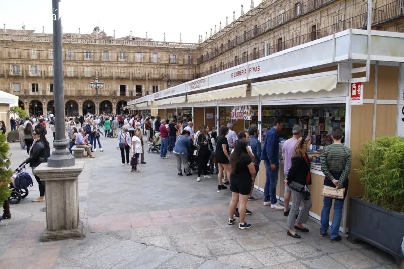 Última jornada de la Feria del Libro en Salamanca - David Sañudo
