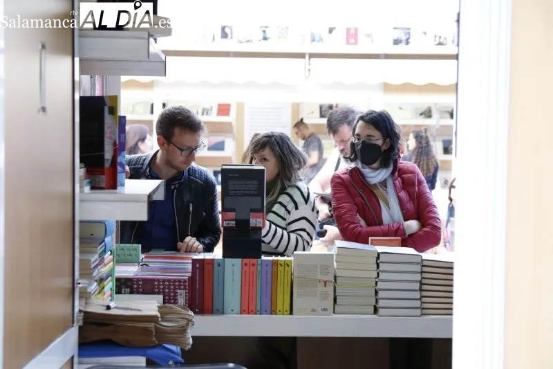 Última jornada de la Feria del Libro en Salamanca - David Sañudo