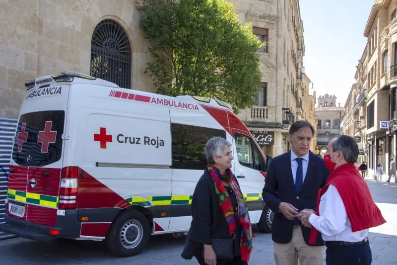 Foto 17 - Los voluntarios de Cruz Roja viven con intensidad el D&iacute;a de la Banderita