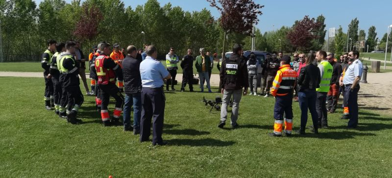 Fuerzas de seguridad de la provincia Salamanca se forman en unas jornadas formativas en el manejo de drones de