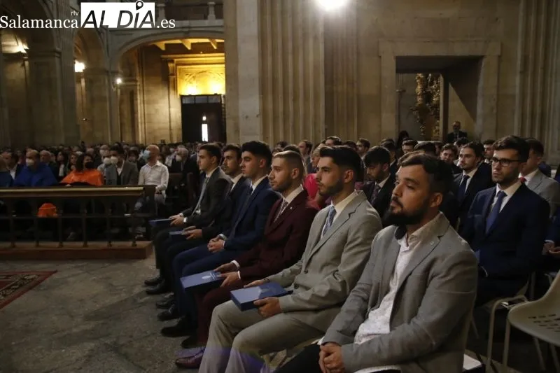 Alumnos de Ingeniería Informática y ADE Tecnológico se gradúan en la Universidad Pontificia de Salamanca - David Sañudo