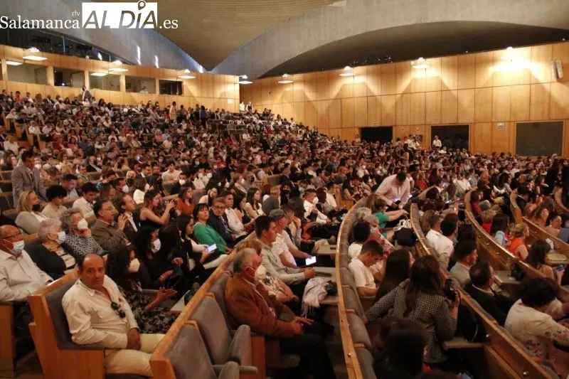 Foto 14 - Psicolog&iacute;a se viste de gala para celebrar la graduaci&oacute;n de su &uacute;ltima promoci&oacute;n
