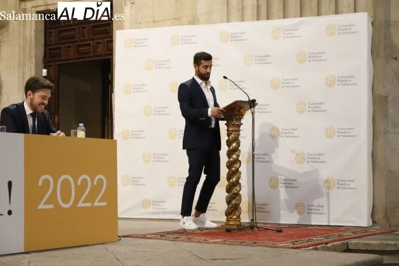 Alumnos de Ingeniería Informática y ADE Tecnológico se gradúan en la Universidad Pontificia de Salamanca - David Sañudo