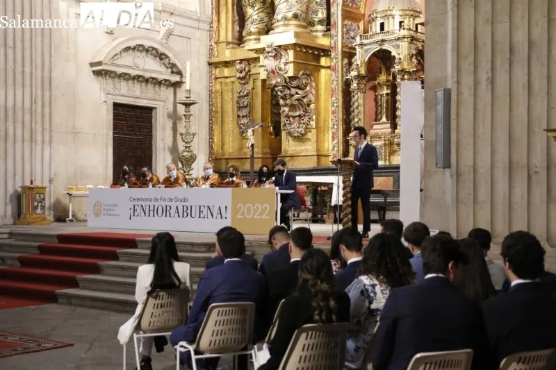 Alumnos de Ingeniería Informática y ADE Tecnológico se gradúan en la Universidad Pontificia de Salamanca - David Sañudo