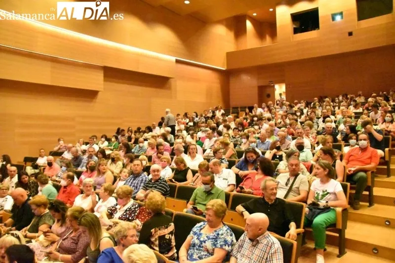 VII Gala espectáculo de la Casa de Andalucía en Salamanca - Vanesa Martins