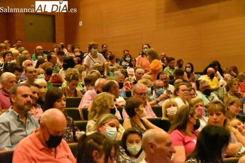 VII Gala espectáculo de la Casa de Andalucía en Salamanca - Vanesa Martins
