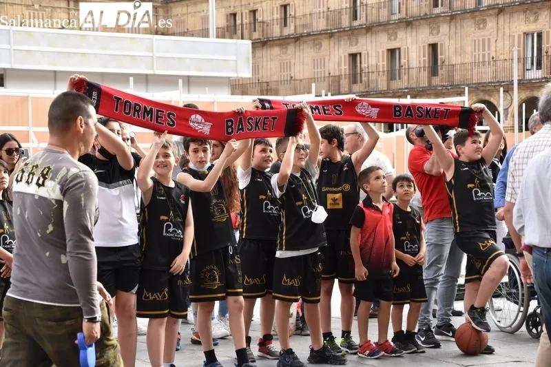 Recibimiento al CB Tormes en el Ayuntamiento de Salamanca