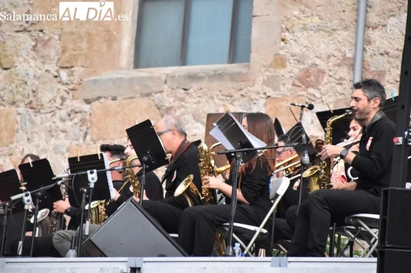 Concierto de la Big Band de la USAL ‘Un viaje de Jazz al Cielo de Salamanca’ - Vanesa Martins