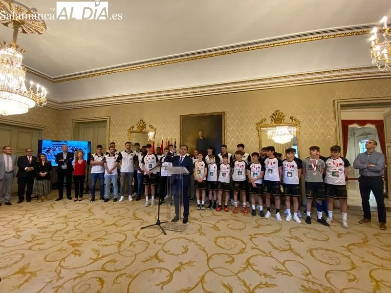 Recibimiento al CB Tormes en el Ayuntamiento de Salamanca