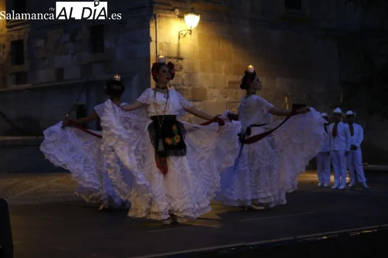 Actuación de la Compañía Titular de Danza Folklórica de la UANL - David Sañudo