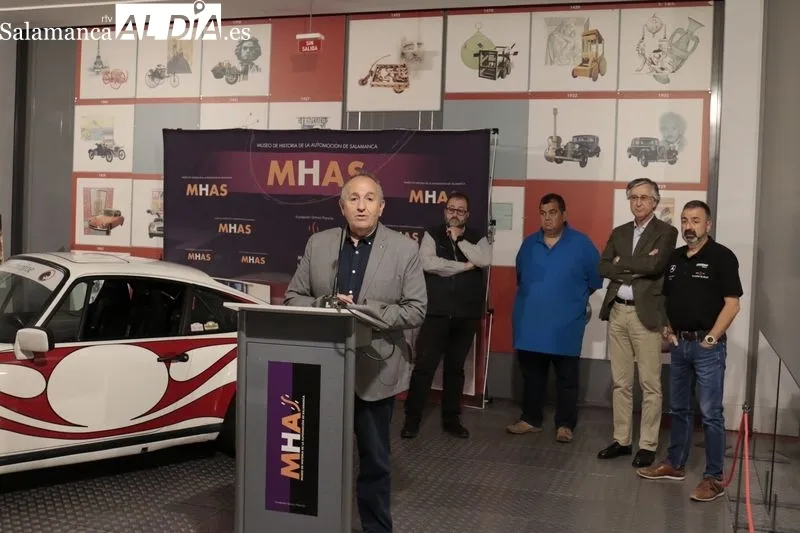 Presentación de la novena edición del ‘Rally Entresierras Histórico-Guijuelo’ en el Museo de Historia de la Automoción. Foto de David Sañudo