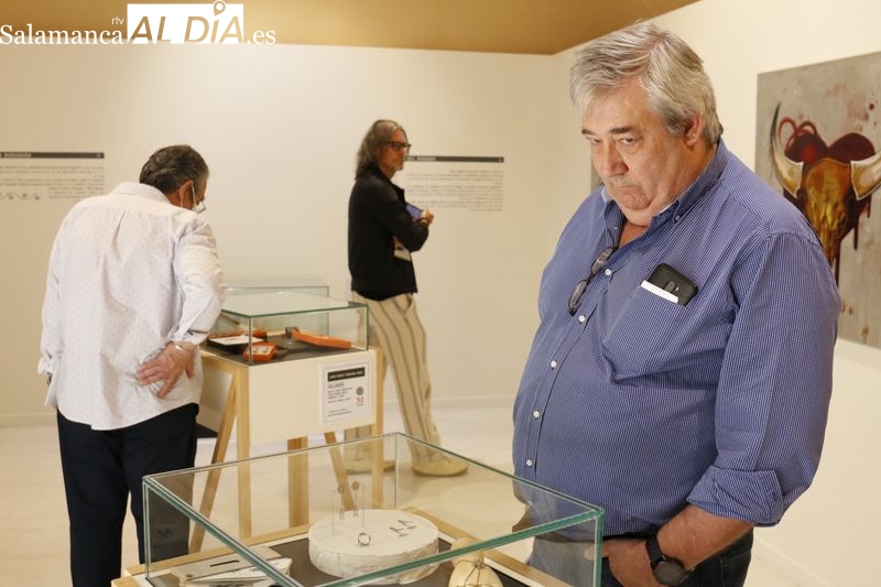 Exposición 'Cultura de moda. Artesanía del bordado serrano' en el Museo del Comercio. Foto de David Sañudo