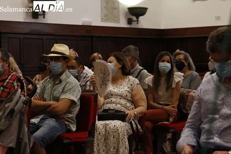Clausura del Programa Univerusal en el Paraninfo de la USAL. Foto de David Sañudo