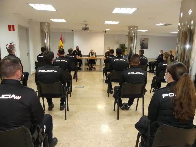 Acto de despedida de los 16 agentes de la Policía Nacional que han realizado sus prácticas en Salamanca