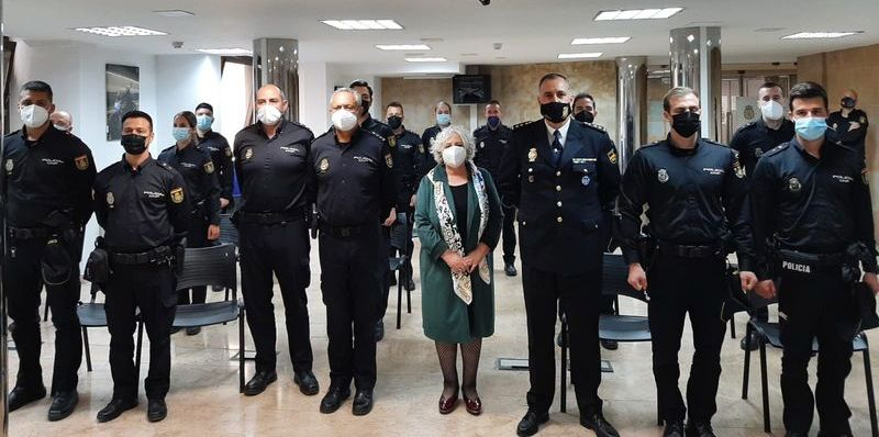 Acto de despedida de los 16 agentes de la Policía Nacional que han realizado sus prácticas en Salamanca