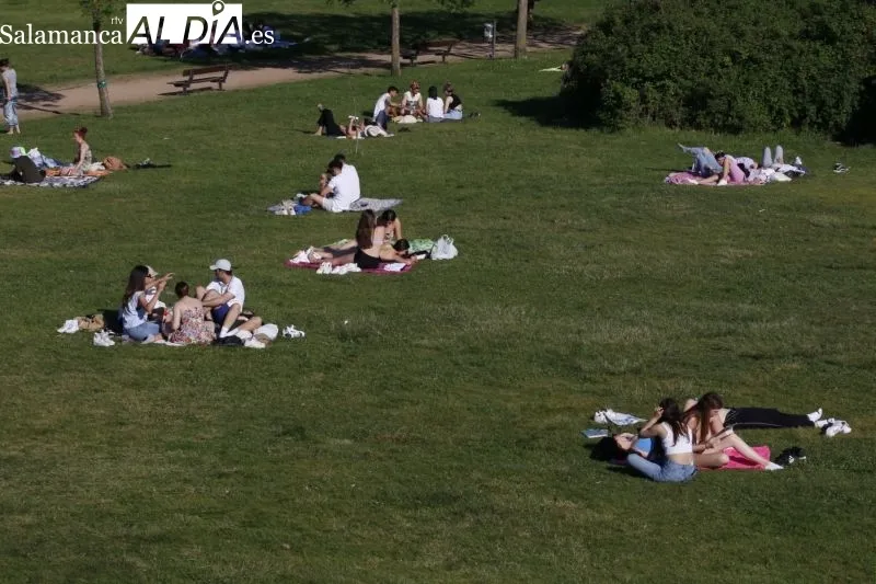 Turistas en Salamanca en el primer fin de semana de mayo - David Sañudo