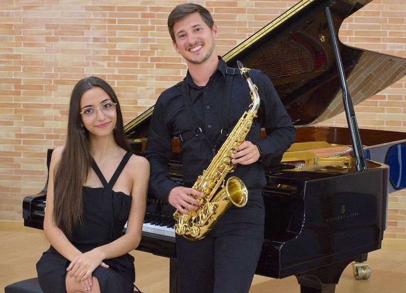Julia Cardiel García y Antonio Mateo Romana actuarán el jueves en el Conservatorio Profesional de Música