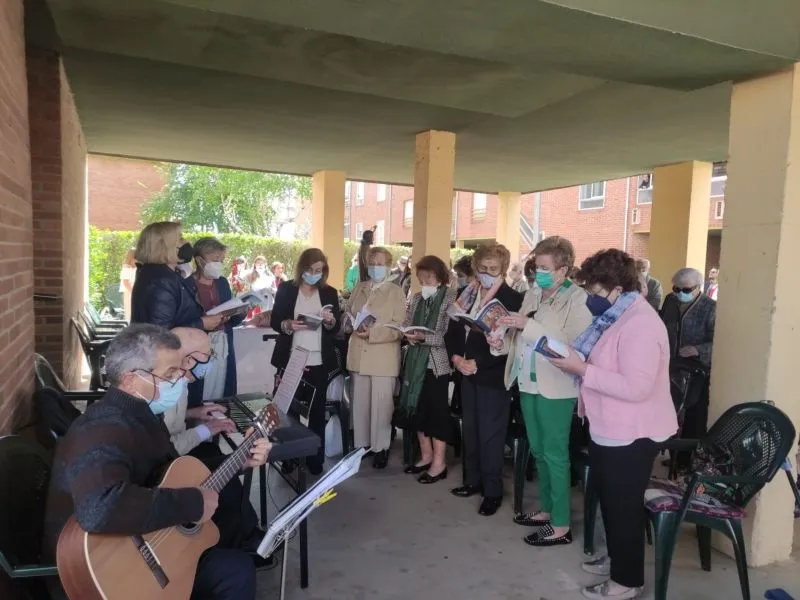Foto 4 - Intensa fiesta patronal en el Barrio de San Jos&eacute; de Guijuelo