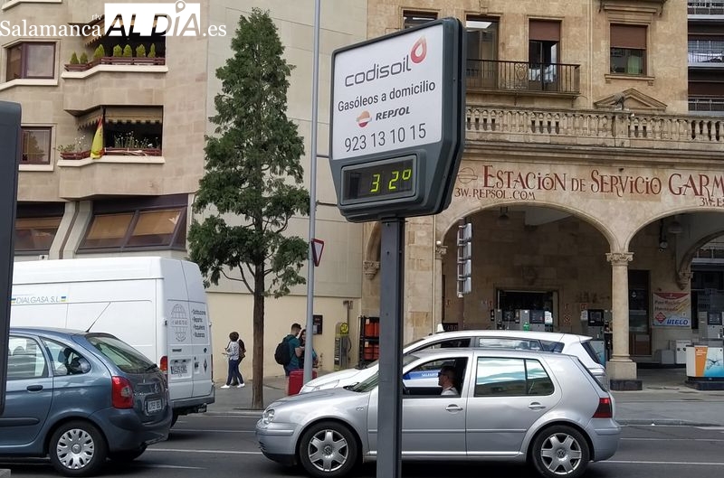 Termómetro en la Puerta Zamora este viernes a las 15.15 horas. Foto de David Sañudo