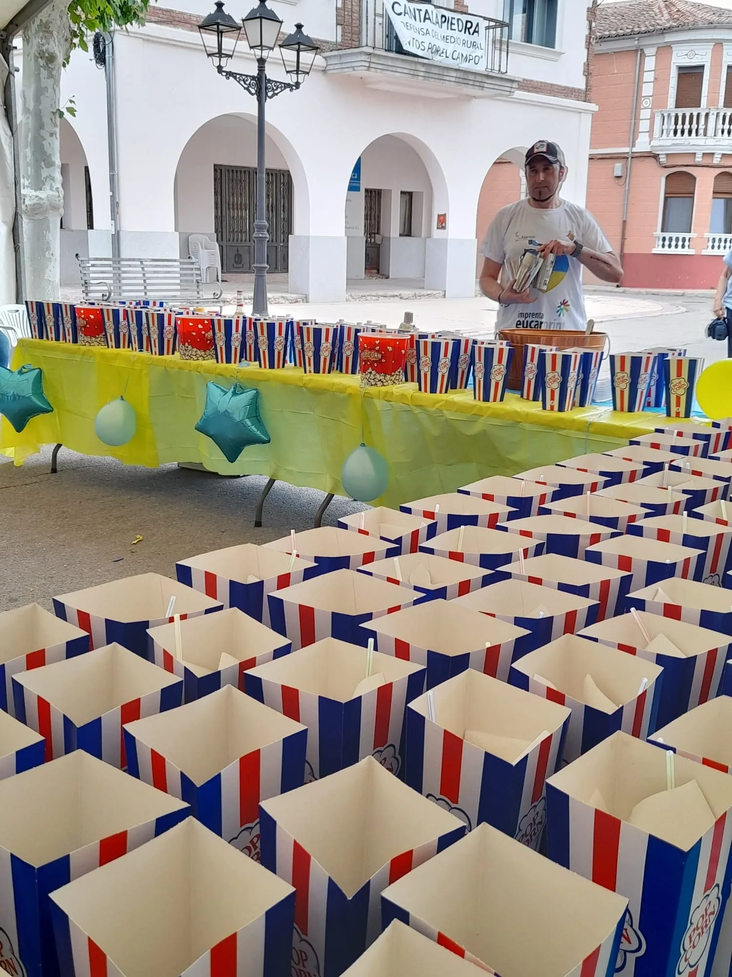 Foto 8 - 'El sabor de las nubes' de Teo Marcos cautiva Cantalapiedra para ayudar a refugiados ucranianos