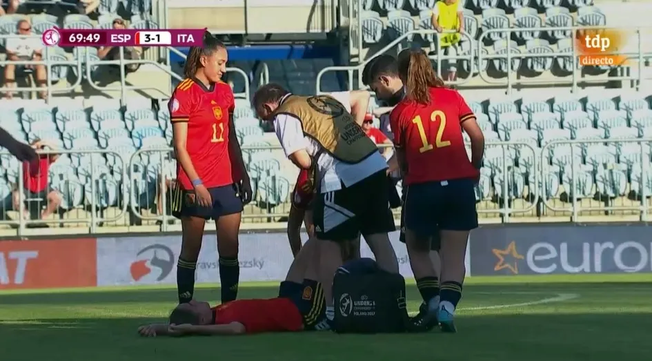 Foto 5 - Carmen &Aacute;lvarez S&aacute;nchez marca un gol en el victorioso debut de Espa&ntilde;a en la Eurocopa Sub&rsquo;19