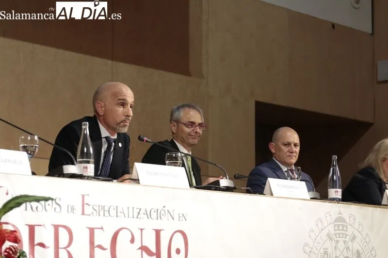 Foto 5 - Inaugurada una nueva edici&oacute;n de los Cursos de Especializaci&oacute;n en Derecho