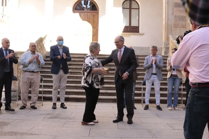 Foto 18 - Reconocimiento a los trabajadores de la Diputaci&oacute;n por su jubilaci&oacute;n