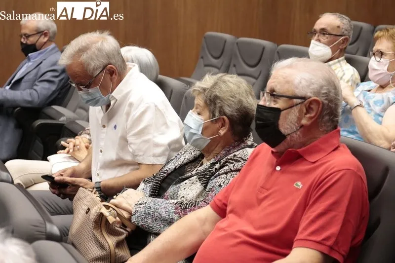 Actos de la Asociación San Juan de Sahagún de Jubilados y Pensionistas de la Policía Local de Salamanca. Foto de David Sañudo