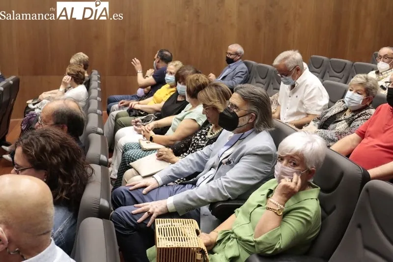 Actos de la Asociación San Juan de Sahagún de Jubilados y Pensionistas de la Policía Local de Salamanca. Foto de David Sañudo