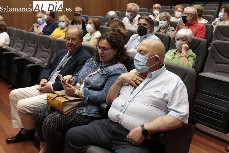 Actos de la Asociación San Juan de Sahagún de Jubilados y Pensionistas de la Policía Local de Salamanca. Foto de David Sañudo