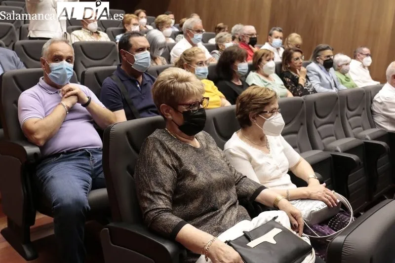 Actos de la Asociación San Juan de Sahagún de Jubilados y Pensionistas de la Policía Local de Salamanca. Foto de David Sañudo