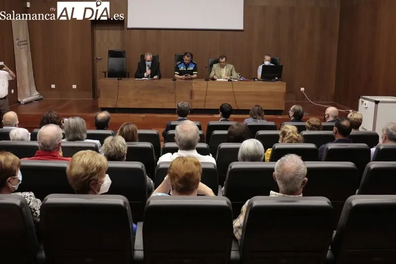 Actos de la Asociación San Juan de Sahagún de Jubilados y Pensionistas de la Policía Local de Salamanca. Foto de David Sañudo