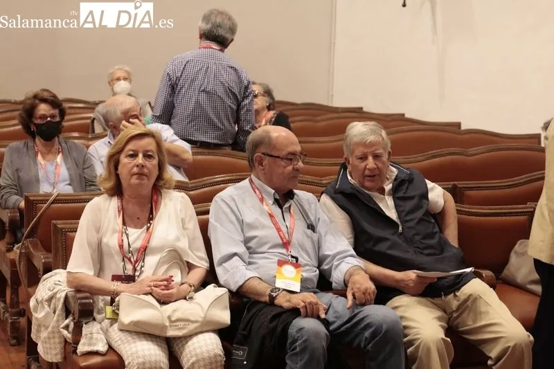 Encuentro de antiguos alumnos organizado por Alumni-USAL