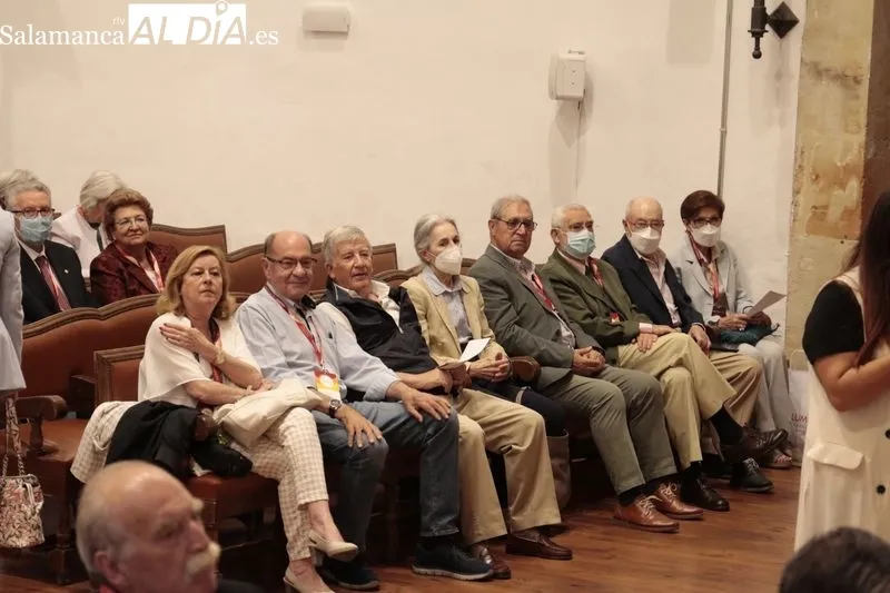 Encuentro de antiguos alumnos organizado por Alumni-USAL