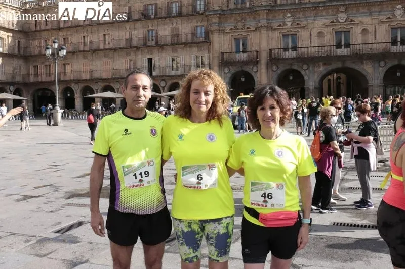 Foto 3 - La VIII Carrera por la Donaci&oacute;n de &Oacute;rganos &ndash; II Marcha Savia recorre el centro de Salamanca y deja grandes estampas