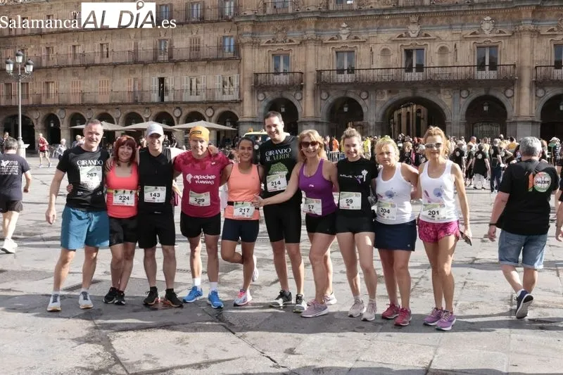 Foto 4 - La VIII Carrera por la Donaci&oacute;n de &Oacute;rganos &ndash; II Marcha Savia recorre el centro de Salamanca y deja grandes estampas