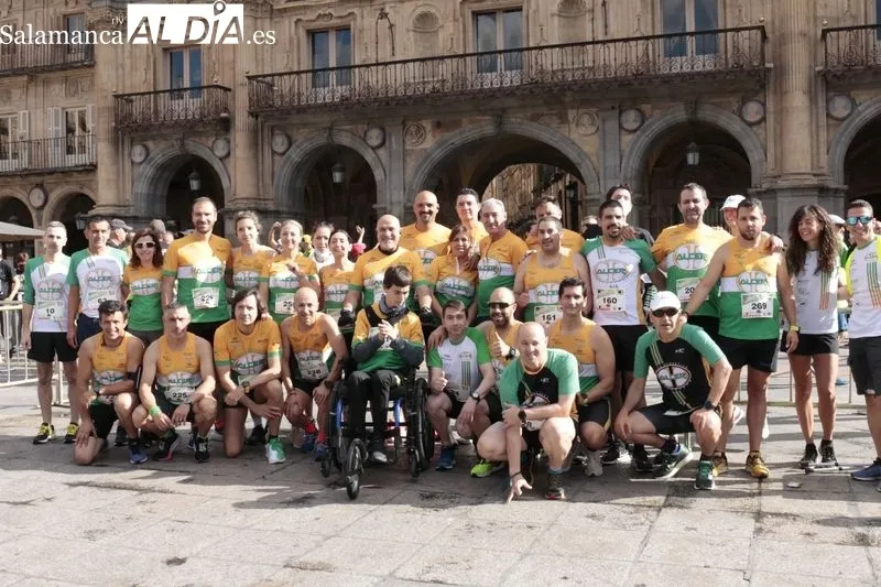 Foto 5 - La VIII Carrera por la Donaci&oacute;n de &Oacute;rganos &ndash; II Marcha Savia recorre el centro de Salamanca y deja grandes estampas
