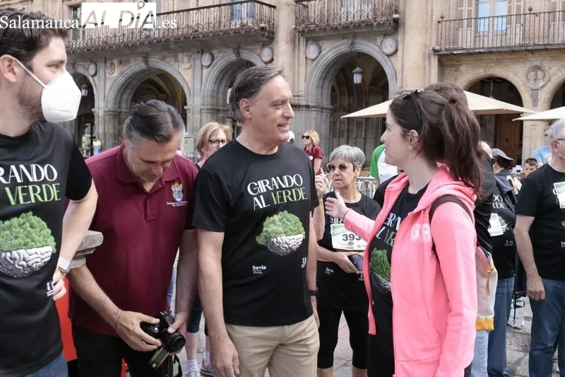 Foto 10 - La VIII Carrera por la Donaci&oacute;n de &Oacute;rganos &ndash; II Marcha Savia recorre el centro de Salamanca y deja grandes estampas