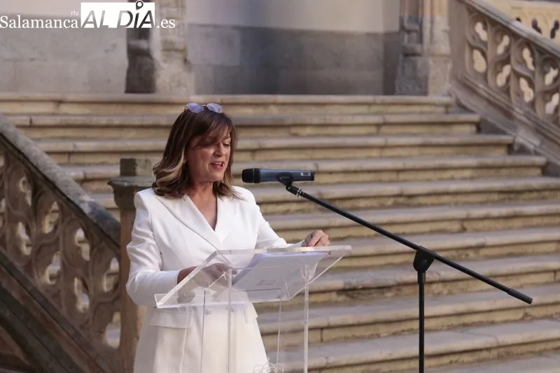 Presentación de 'Mar de encinas' y espectáculo poético-dancístico en el Patio de La Salina