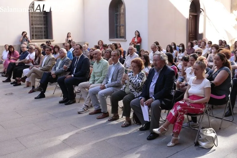 Presentación de 'Mar de encinas' y espectáculo poético-dancístico en el Patio de La Salina