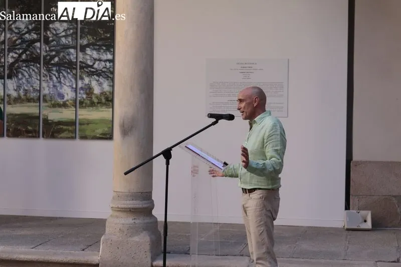 Presentación de 'Mar de encinas' y espectáculo poético-dancístico en el Patio de La Salina